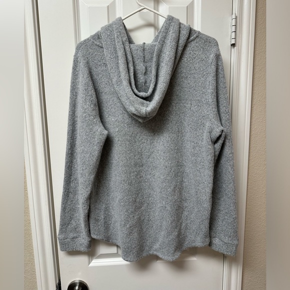 Loft Sweater‎ with Hood size large - Picture 3 of 3